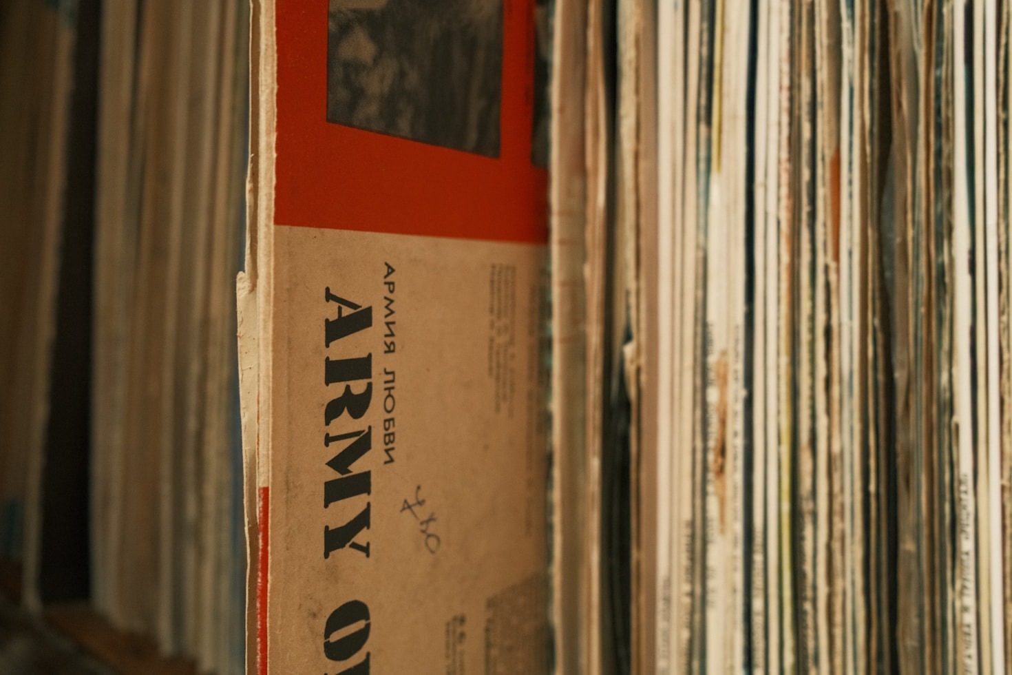 Maximizing Revenue for Independent Artists